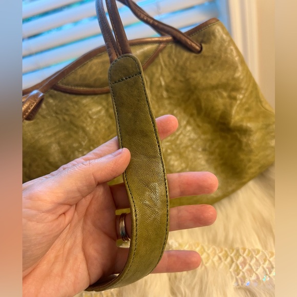 Jo Ann Page Medium East-West in Olive Cow and Bronze Trim, Full-grain Leather - Picture 3 of 14